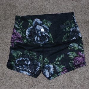 Lululemon Dance/Active Shorts